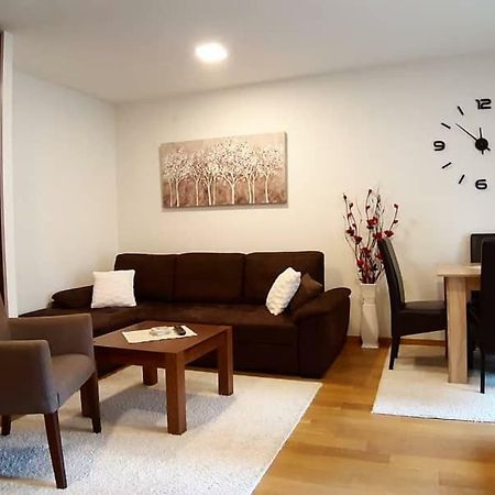Lux Apartment Lazarevic Zlatibor Bagian luar foto